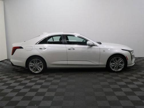 2023 Cadillac CT4 Premium Luxury