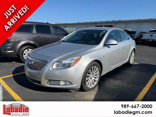 Quicksilver Metallic 2011 Buick Regal CXL