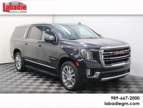 2023 GMC Yukon XL SLT
