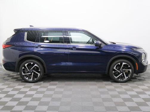 2022 Mitsubishi Outlander SEL