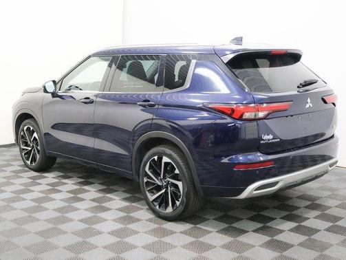 2022 Mitsubishi Outlander SEL