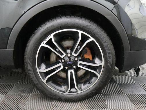 2014 Ford Explorer Sport