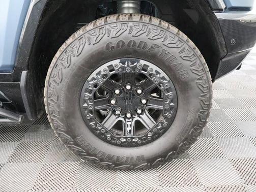 2024 GMC HUMMER EV SUV 3X