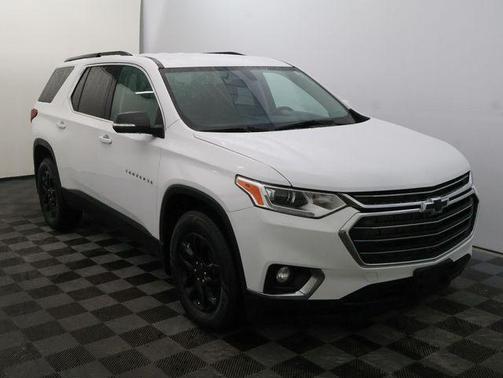 2021 Chevrolet Traverse LT Cloth