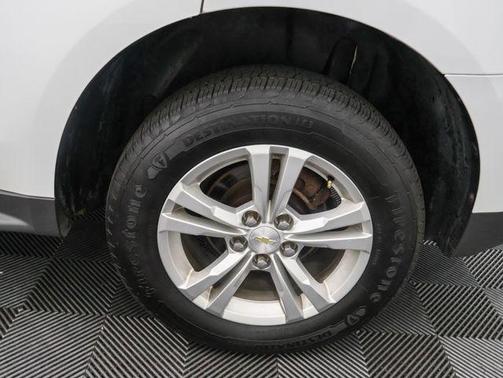 White 2016 Chevrolet Equinox LS