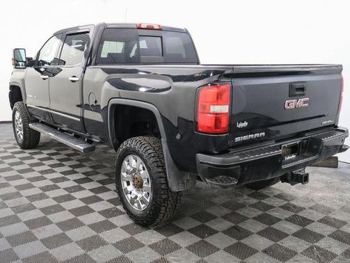2016 GMC Sierra 2500 Denali