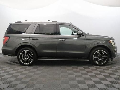 Magnetic 2019 Ford Expedition Limited