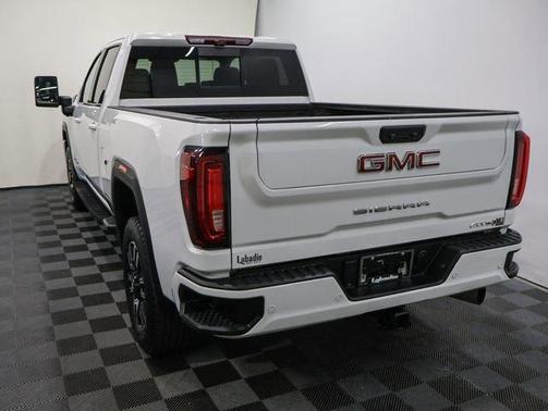 2023 GMC Sierra 3500 AT4