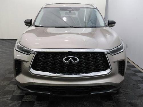 2022 INFINITI QX60 Luxe