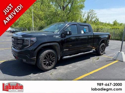 Black 2022 GMC Sierra 1500 AT4