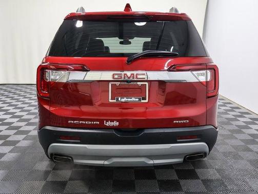 2021 GMC Acadia SLT