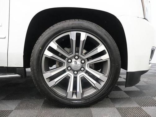 Summit White 2017 GMC Yukon Denali