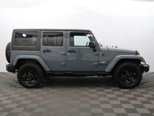 Anvil Clearcoat 2015 Jeep Wrangler Unlimited Sahara