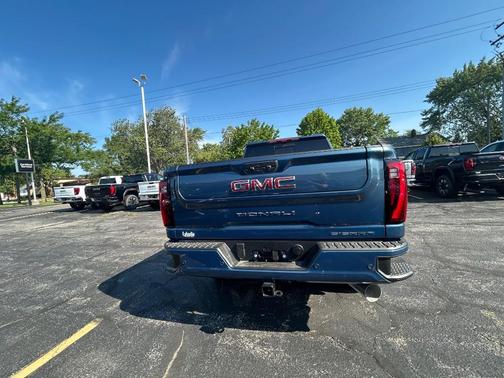 2025 GMC Sierra 2500 Denali