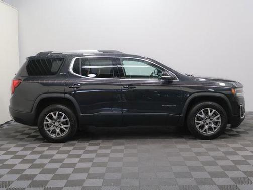 2020 GMC Acadia SLT