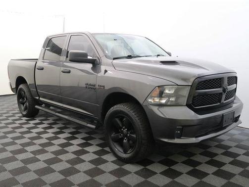 Granite Crystal Clearcoat Metallic 2019 RAM 1500 Classic Express