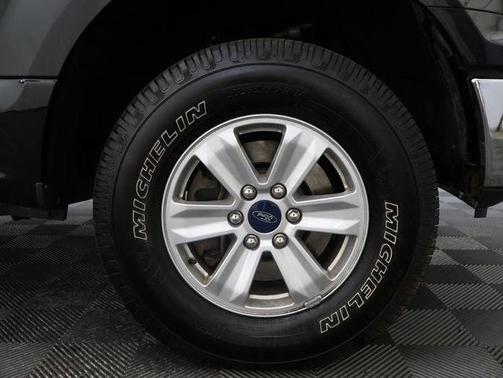 Black 2020 Ford F-150 XLT