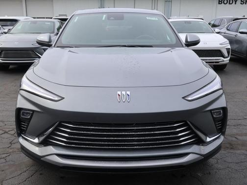 Moonstone Gray Metallic 2026 Buick Envista Preferred