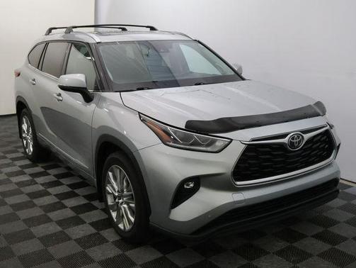 Silver 2020 Toyota Highlander Limited