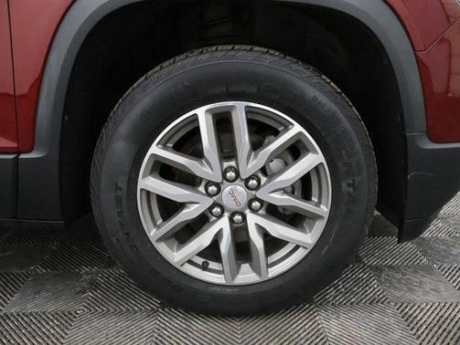 2017 GMC Acadia SLE-2