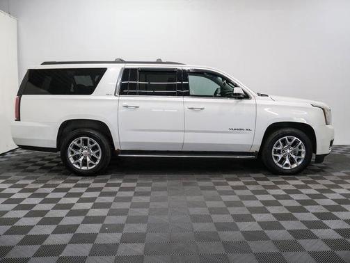 2017 GMC Yukon XL SLT