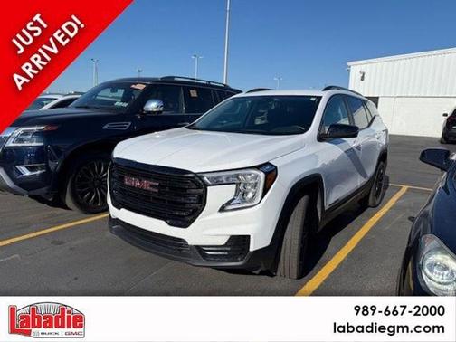 Summit White 2023 GMC Terrain SLE