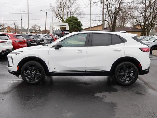 Summit White 2026 Buick Envision Sport Touring