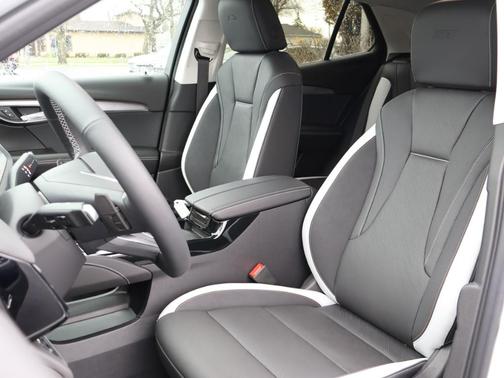 Summit White 2026 Buick Envision Sport Touring