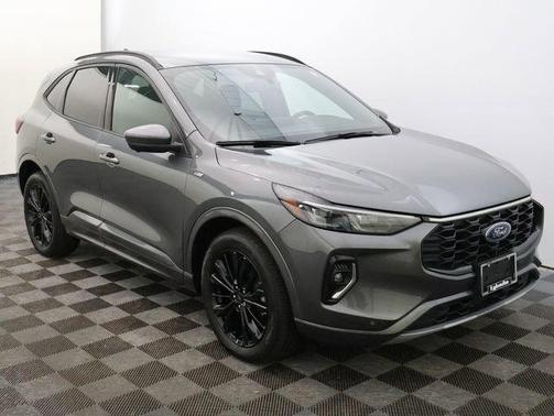 2023 Ford Escape ST-Line Elite