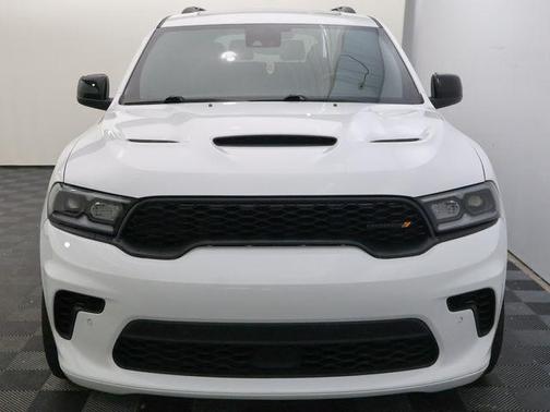 White Knuckle Clearcoat 2023 Dodge Durango R/T
