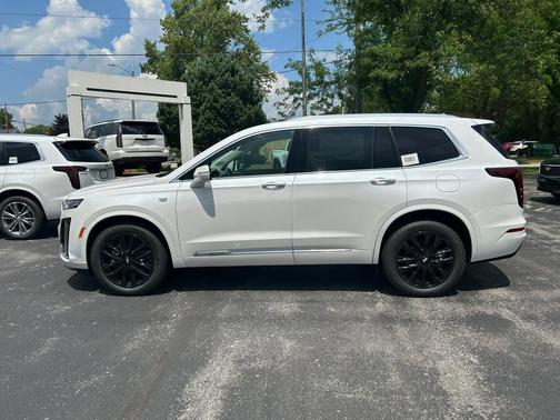 2025 Cadillac XT6 Premium Luxury AWD
