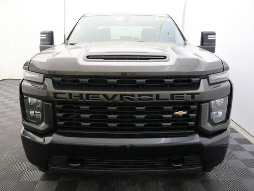 Greenstone 2022 Chevrolet Silverado 2500 Custom