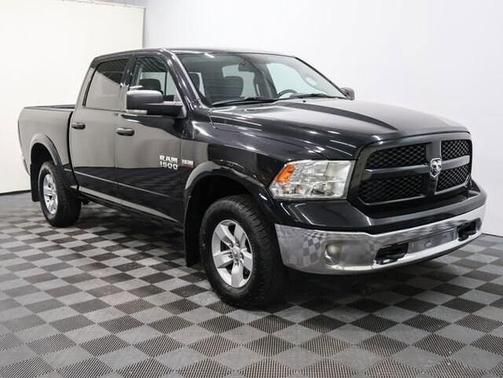 2018 RAM 1500 SLT