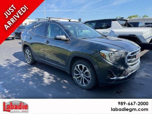 Graphite Gray Metallic 2020 GMC Terrain SLT