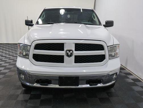 2016 RAM 1500 SLT