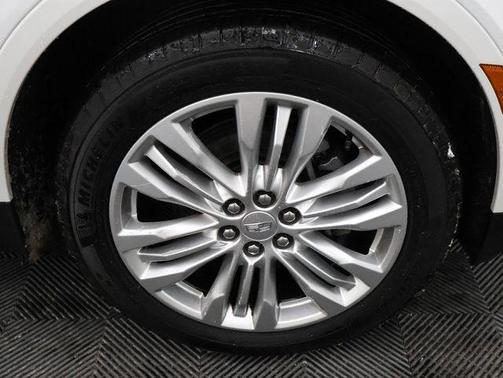 2017 Cadillac XT5 Premium Luxury