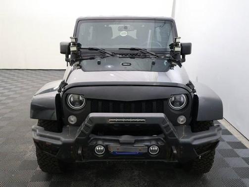 Black Clearcoat 2016 Jeep Wrangler Unlimited Sahara