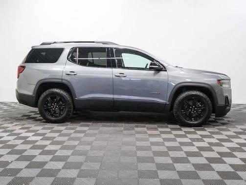2021 GMC Acadia AT4