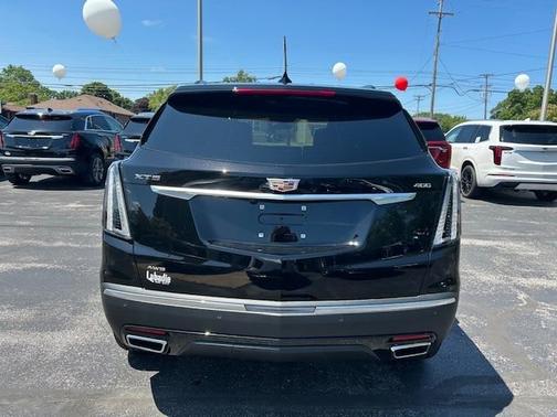 2025 Cadillac XT5 Sport