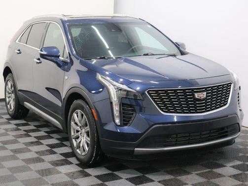 2021 Cadillac XT4 Premium Luxury