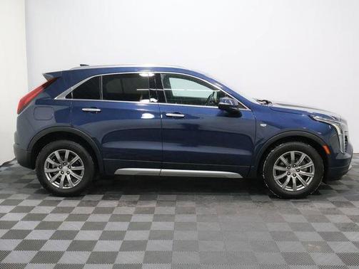 2021 Cadillac XT4 Premium Luxury