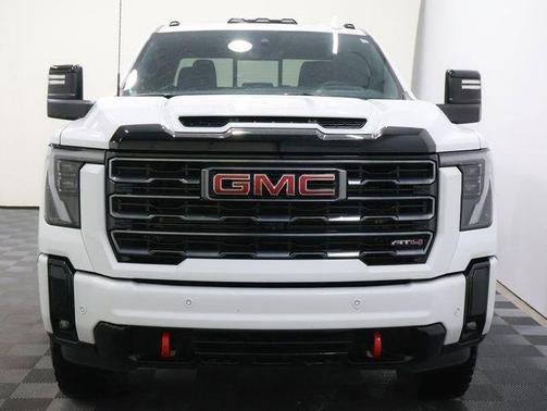 2025 GMC Sierra 2500 AT4