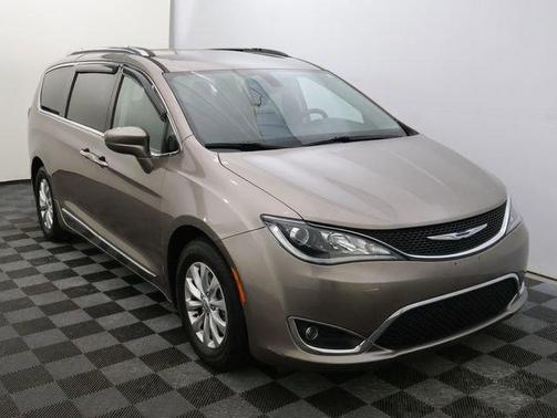 Molten Silver 2018 Chrysler Pacifica Touring-L
