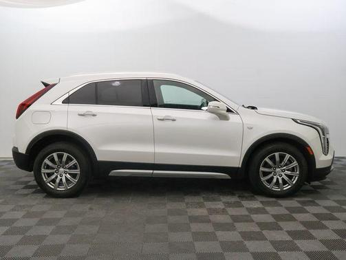 White 2021 Cadillac XT4 Premium Luxury