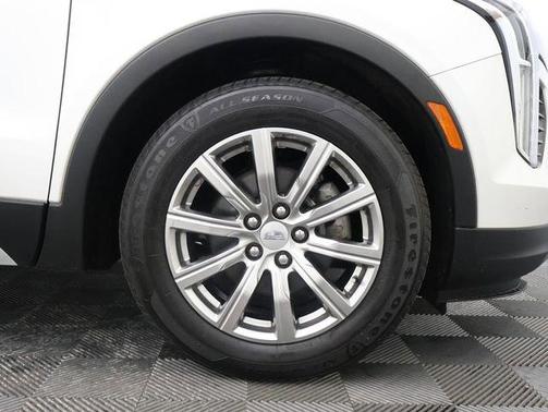White 2021 Cadillac XT4 Premium Luxury