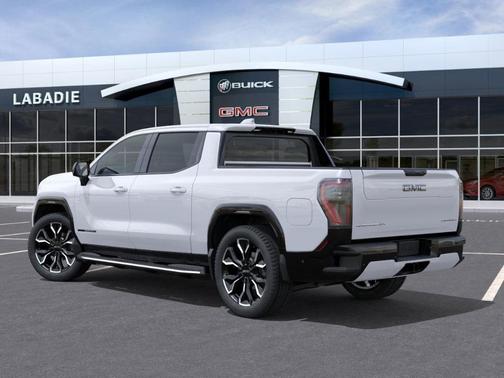 2025 GMC Sierra EV Denali