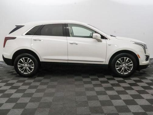 Crystal White Tri-Coat 2022 Cadillac XT5 Premium Luxury