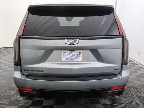 2023 Cadillac Escalade ESV Sport Platinum