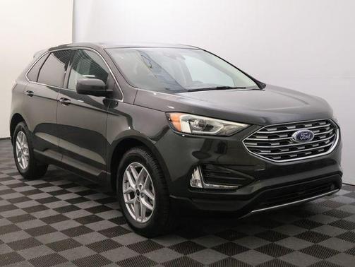 Green Metallic 2023 Ford Edge SEL