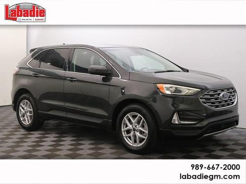 Green Metallic 2023 Ford Edge SEL
